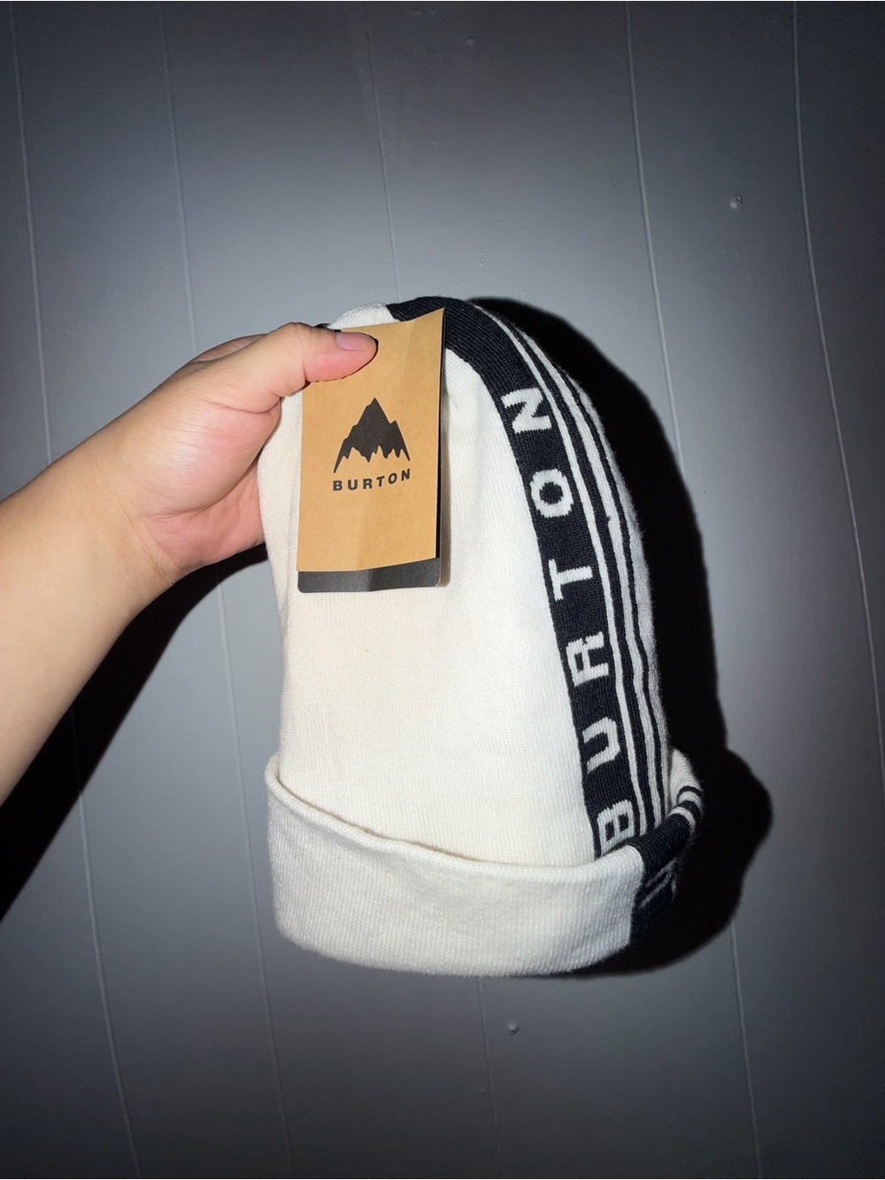 Unisex Burton White and Black Knit Beanie with Logo Stripe NWT